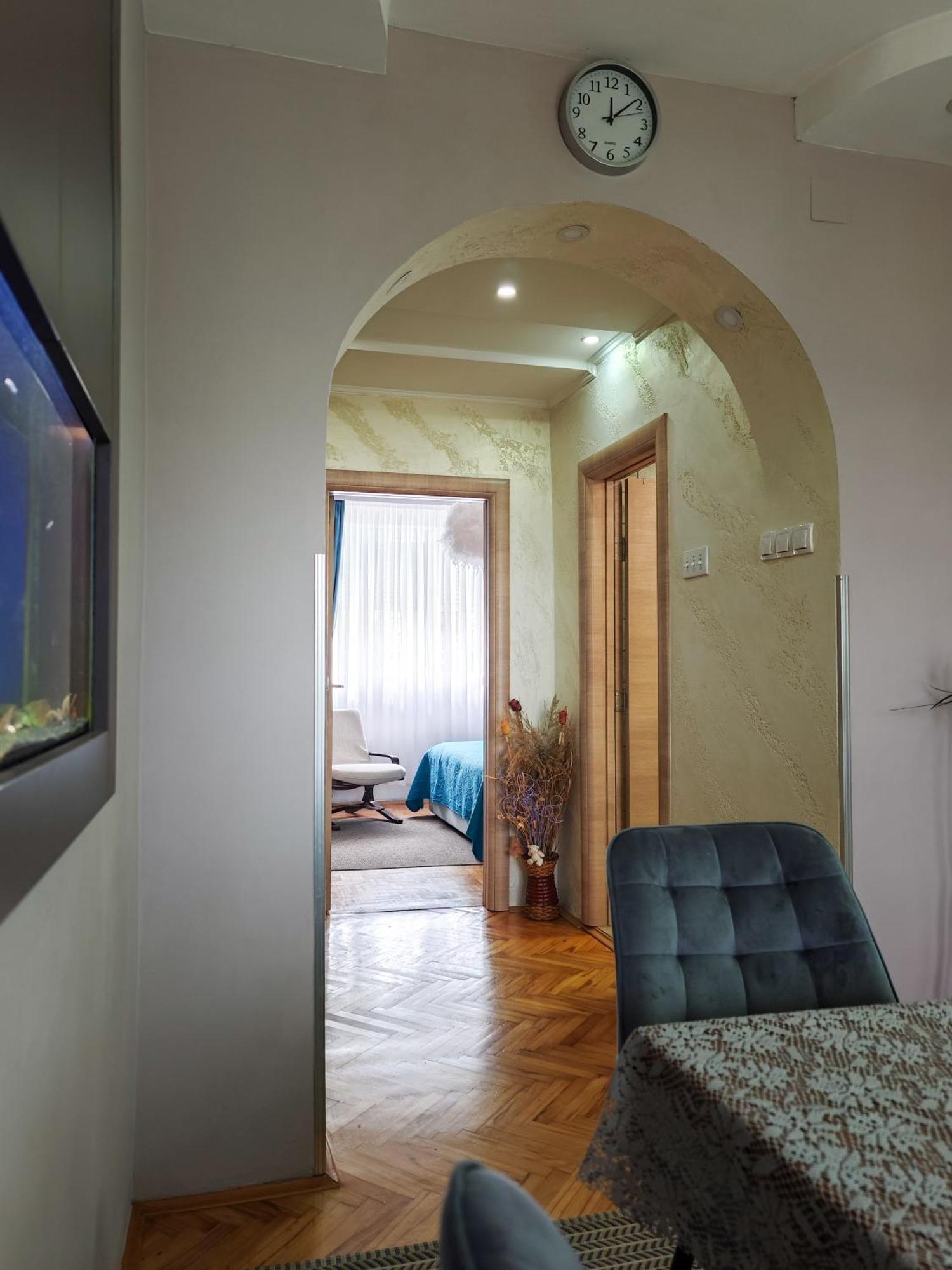 Apartman Julija Donji Milanovac Bagian luar foto