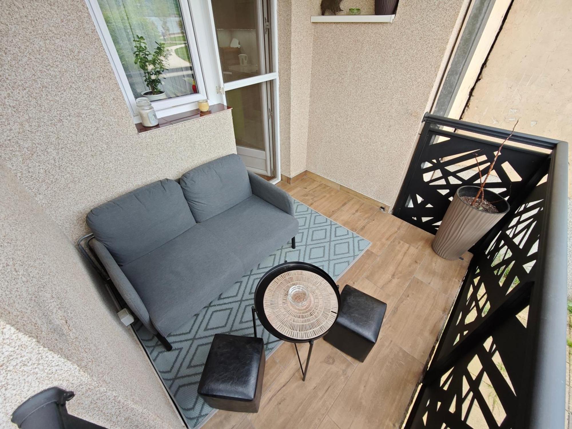 Apartman Julija Donji Milanovac Bagian luar foto